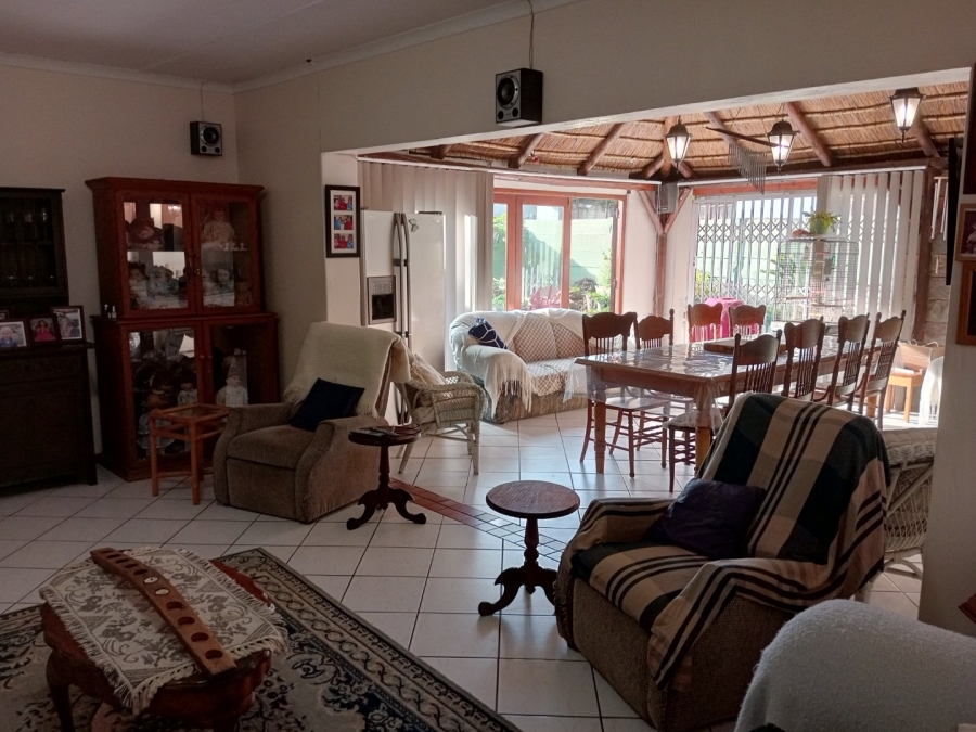 4 Bedroom Property for Sale in Gonubie Eastern Cape